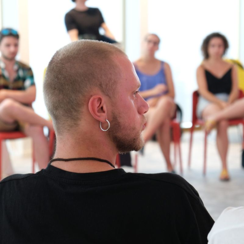 Giovani generazioni e benessere mentale una sfida per tutta la comunità